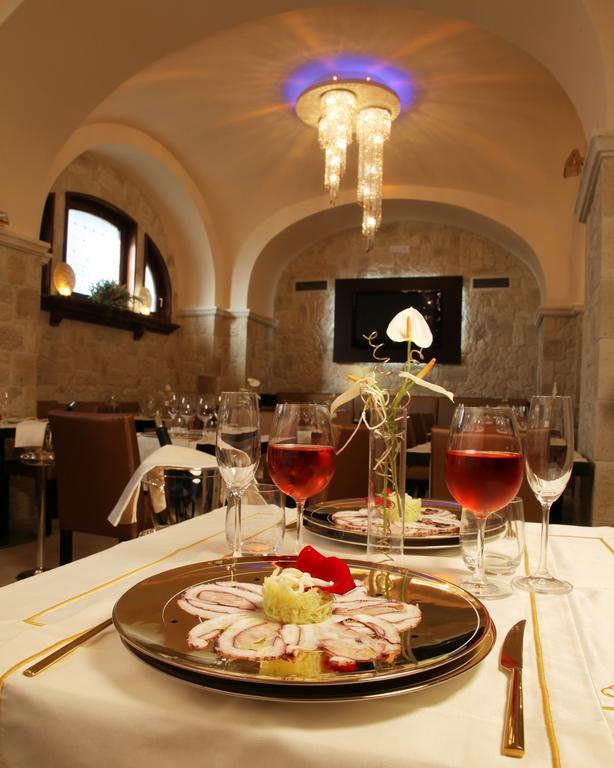 Hotel Cenacolo 솜마베수비아나 외부 사진