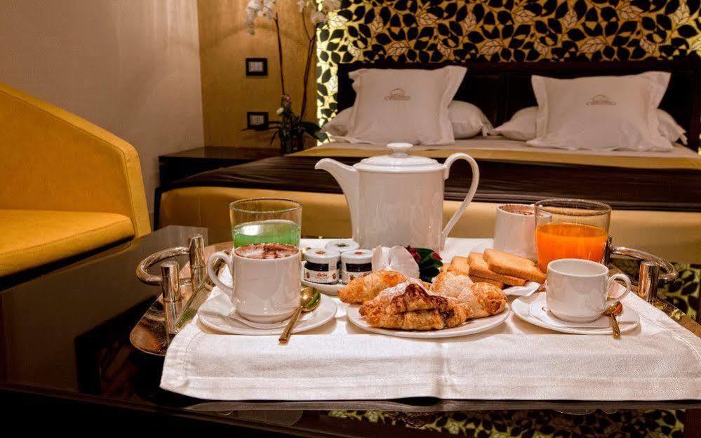 Hotel Cenacolo 솜마베수비아나 외부 사진