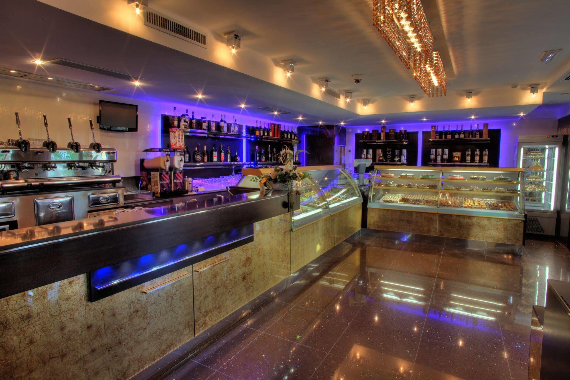 Hotel Cenacolo 솜마베수비아나 외부 사진