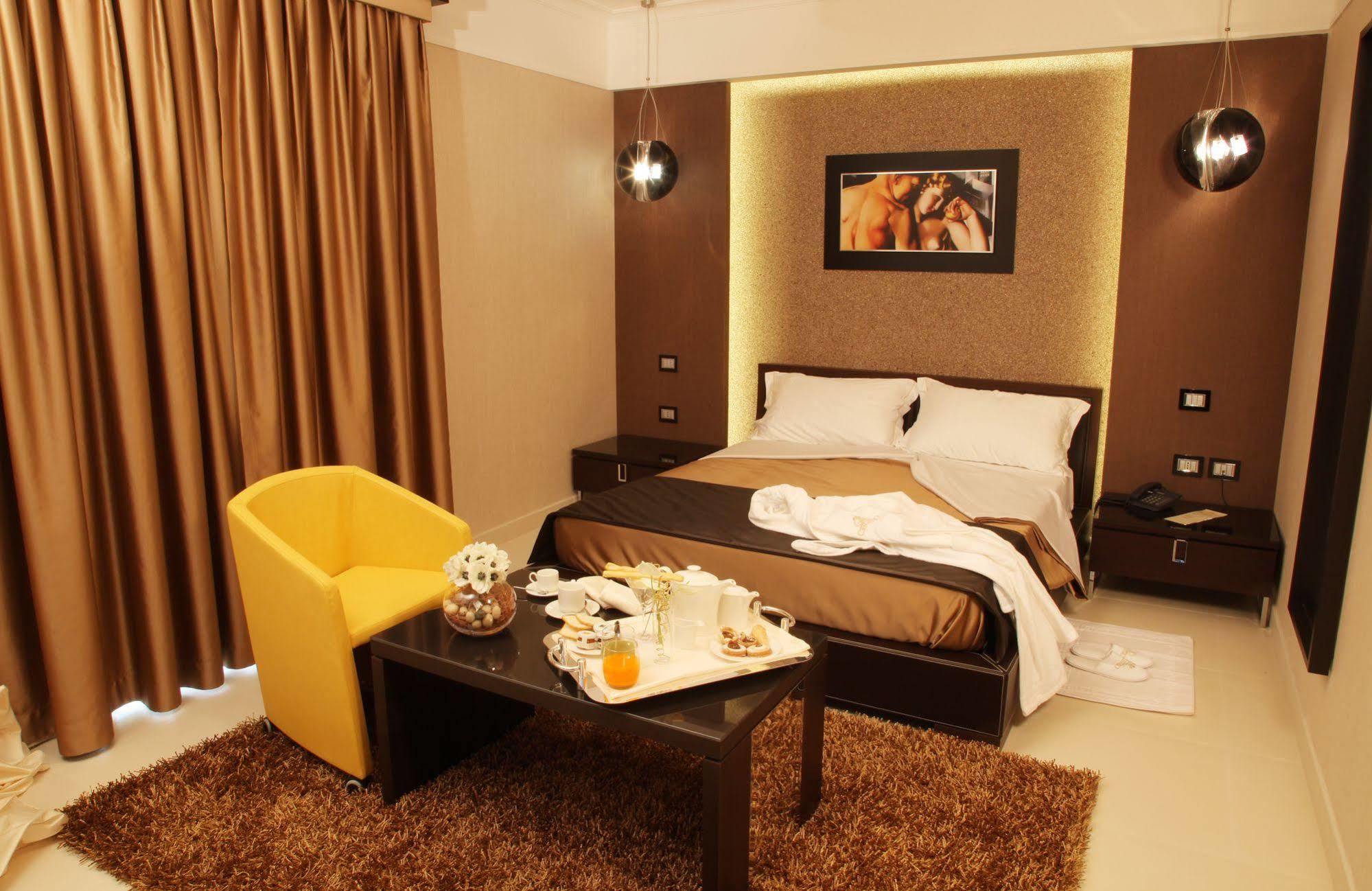 Hotel Cenacolo 솜마베수비아나 외부 사진